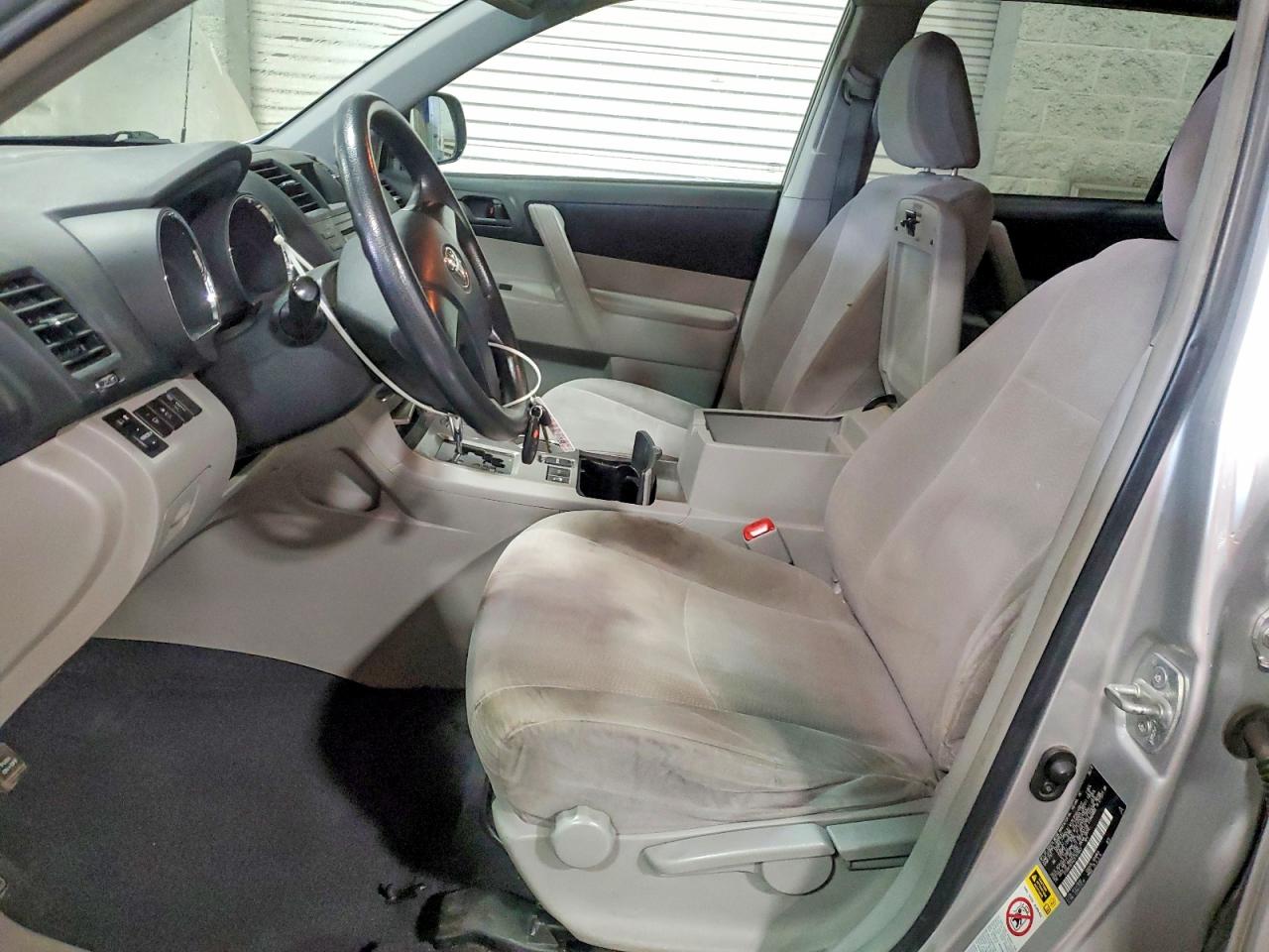 2012 TOYOTA HIGHLANDER