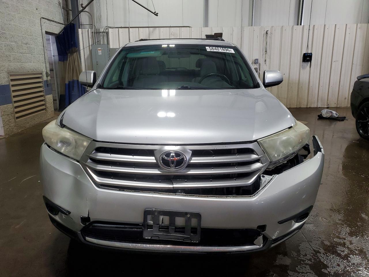 2012 TOYOTA HIGHLANDER