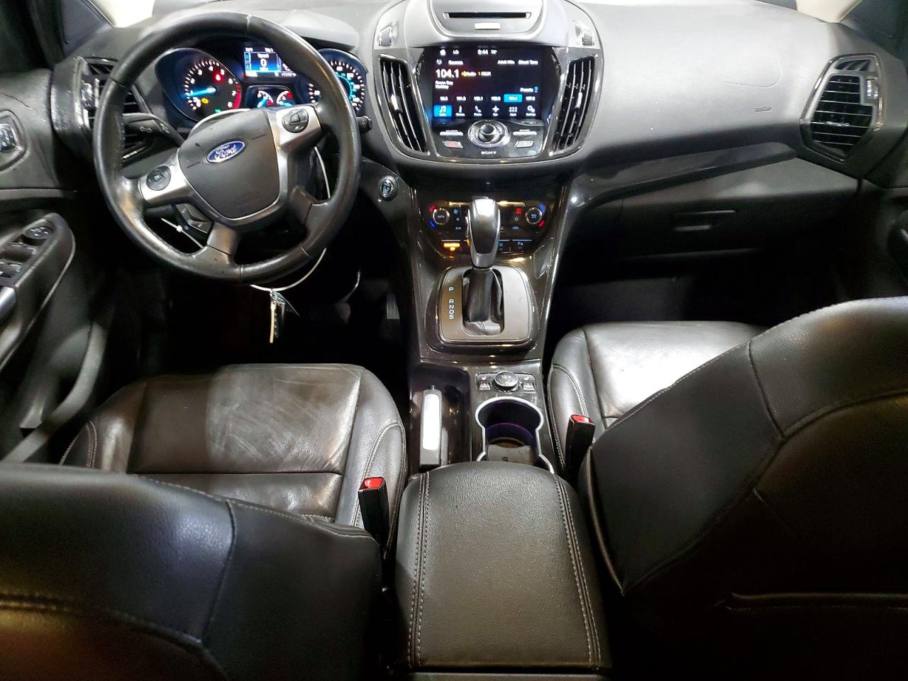 2016 FORD ESCAPE