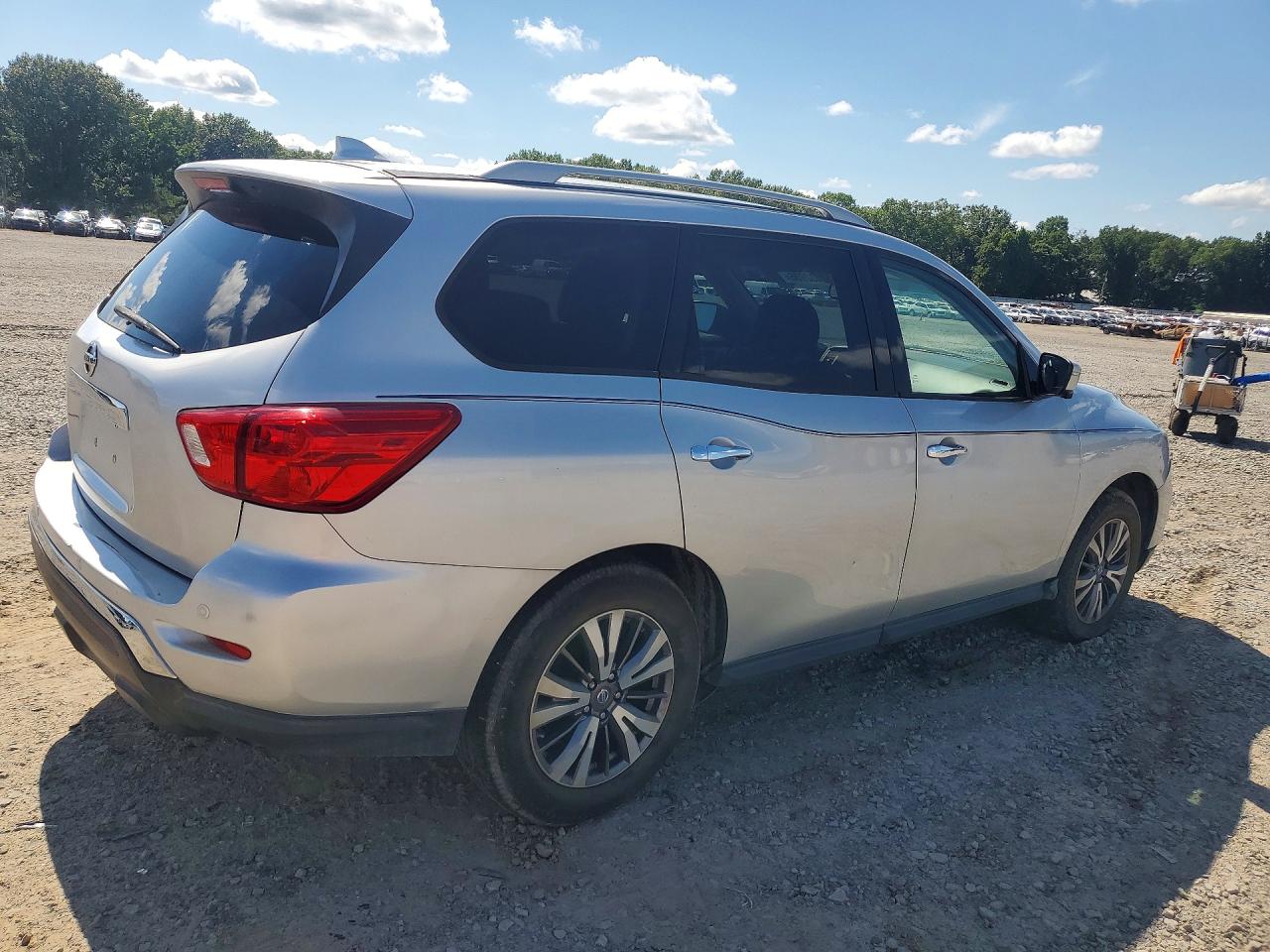 2019 NISSAN PATHFINDER