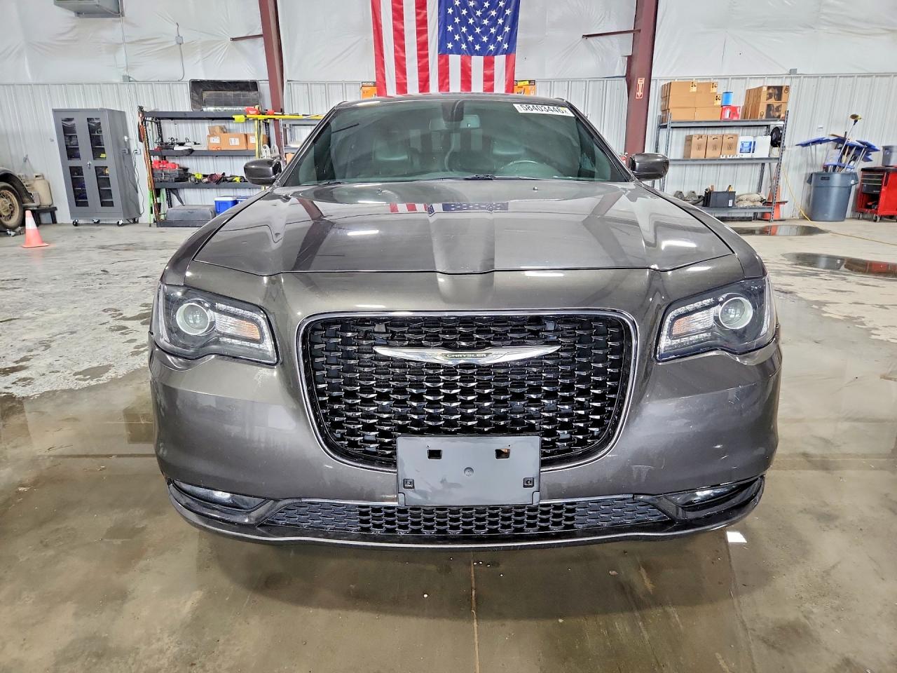 2019 CHRYSLER 300