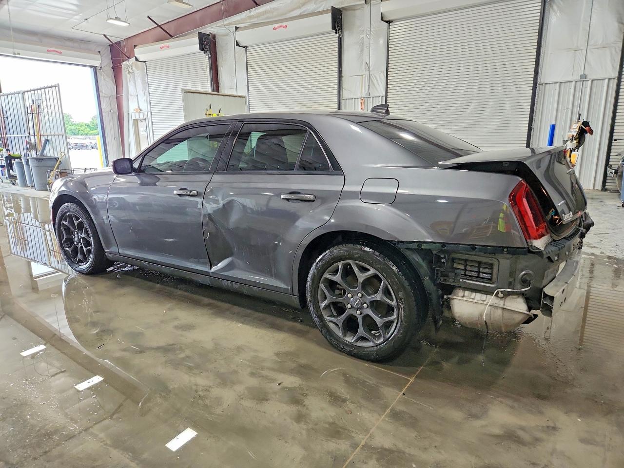 2019 CHRYSLER 300