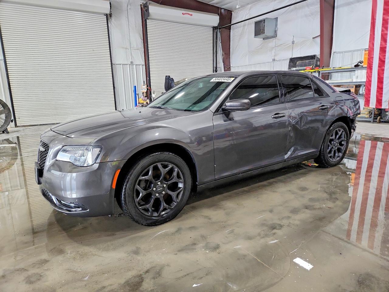 2019 CHRYSLER 300