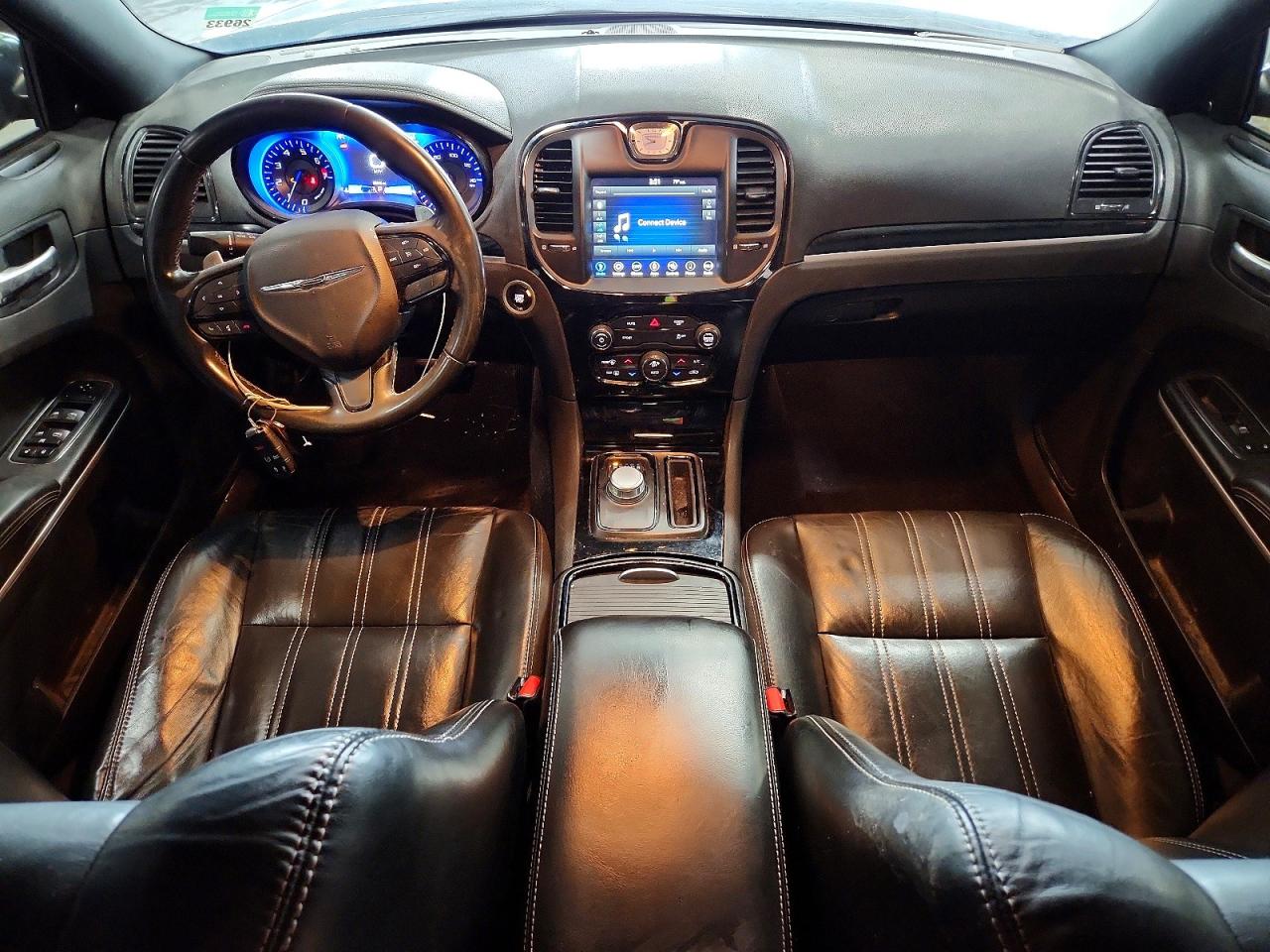 2019 CHRYSLER 300