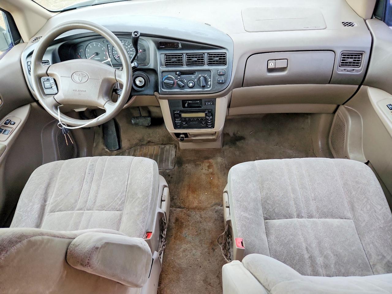 2000 TOYOTA SIENNA