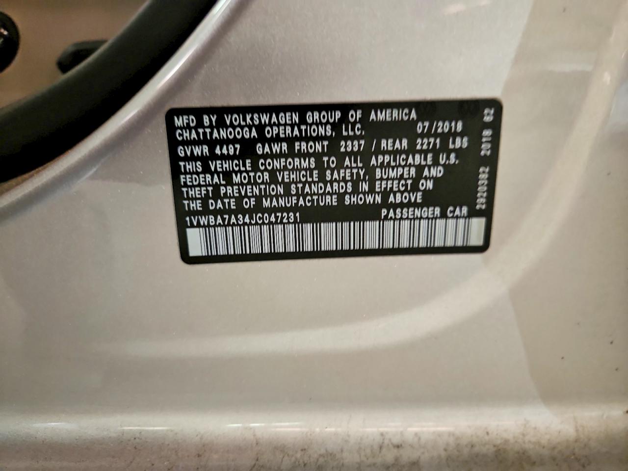2018 VOLKSWAGEN PASSAT