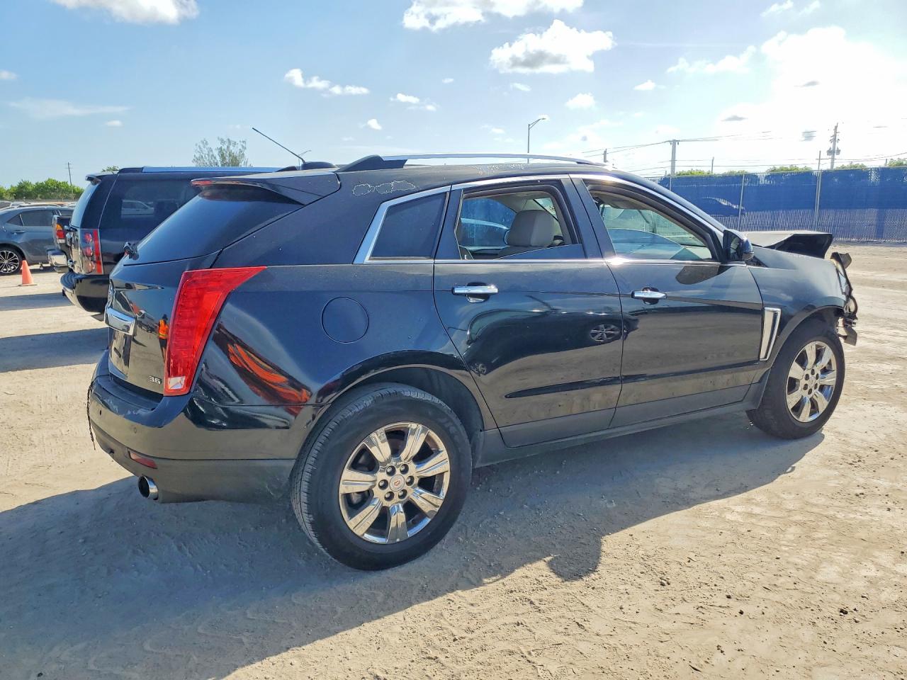 2015 CADILLAC SRX
