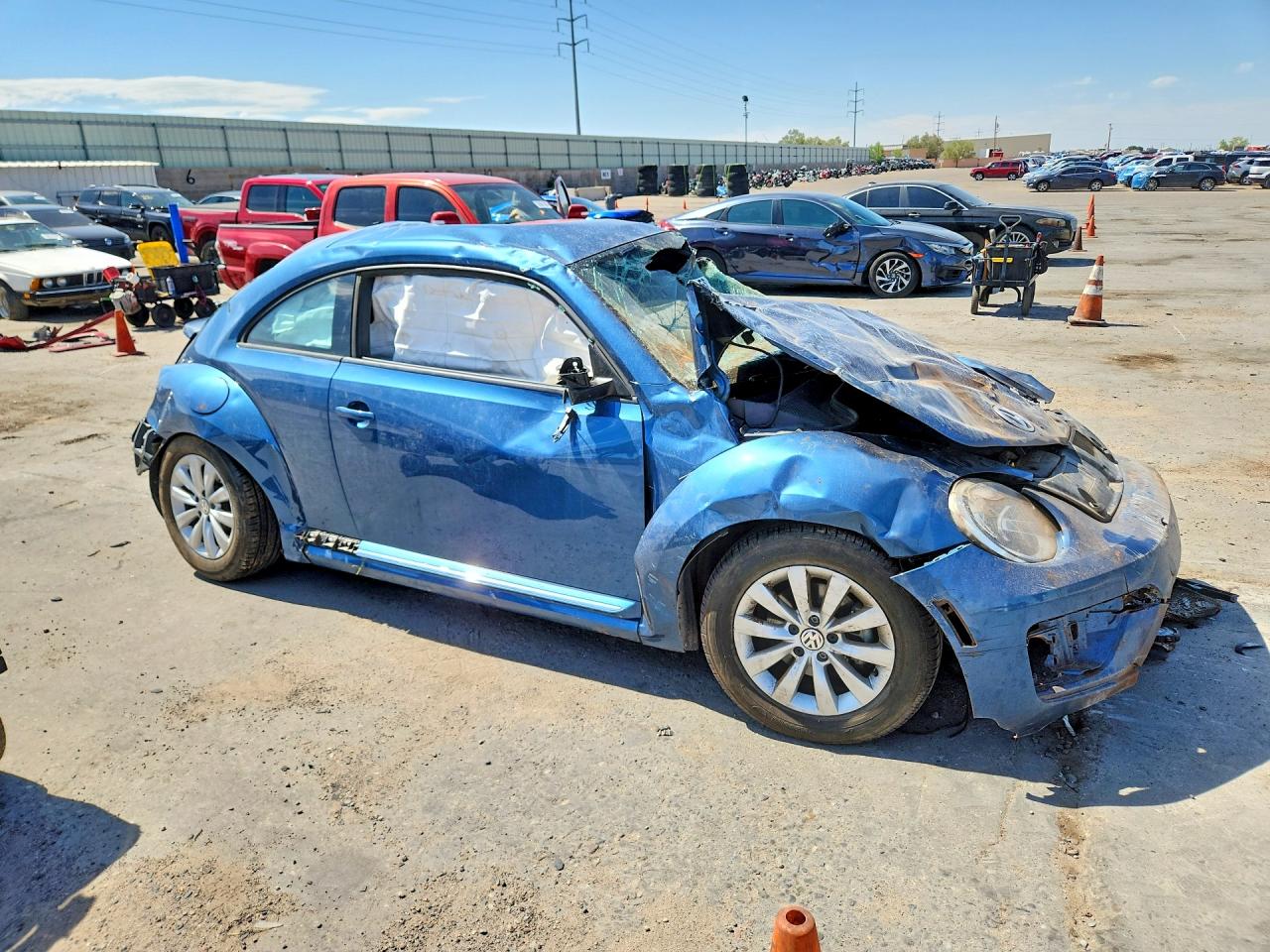 2019 VOLKSWAGEN BEETLE