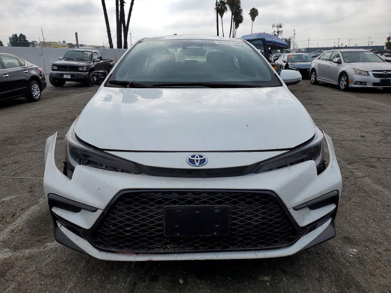 2025 TOYOTA COROLLA