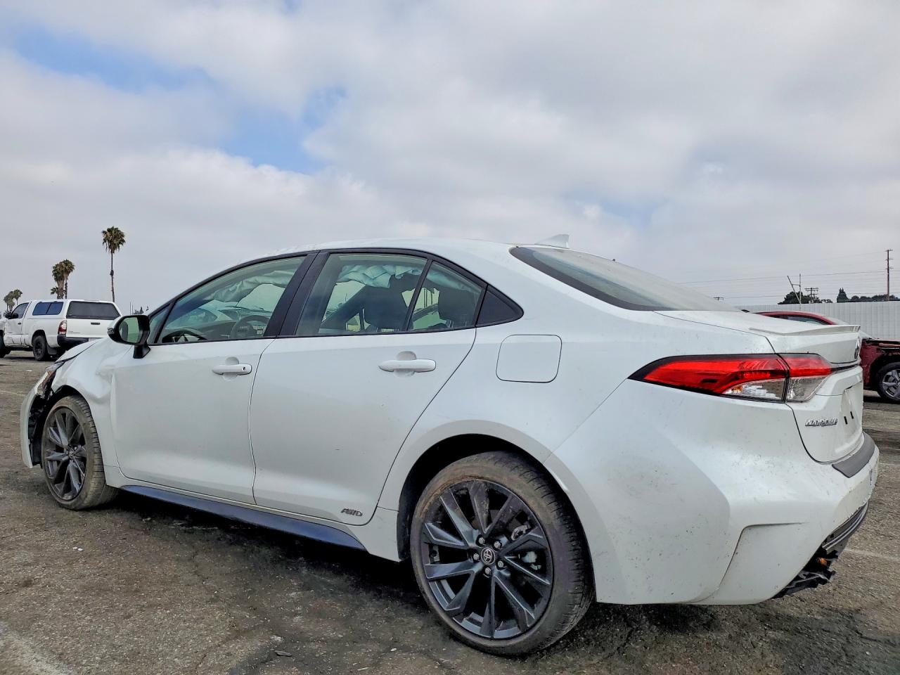 2025 TOYOTA COROLLA