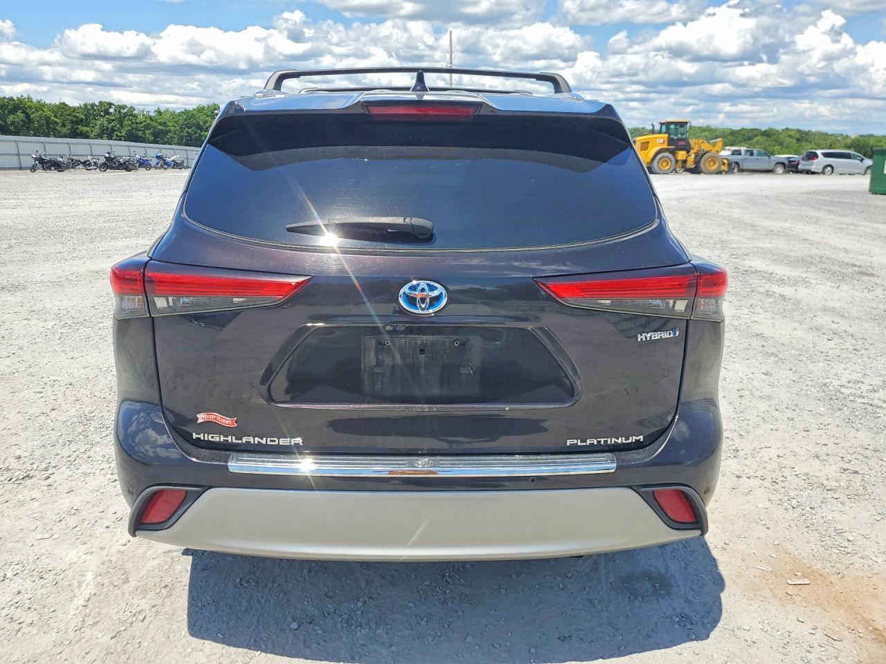 2020 TOYOTA HIGHLANDER