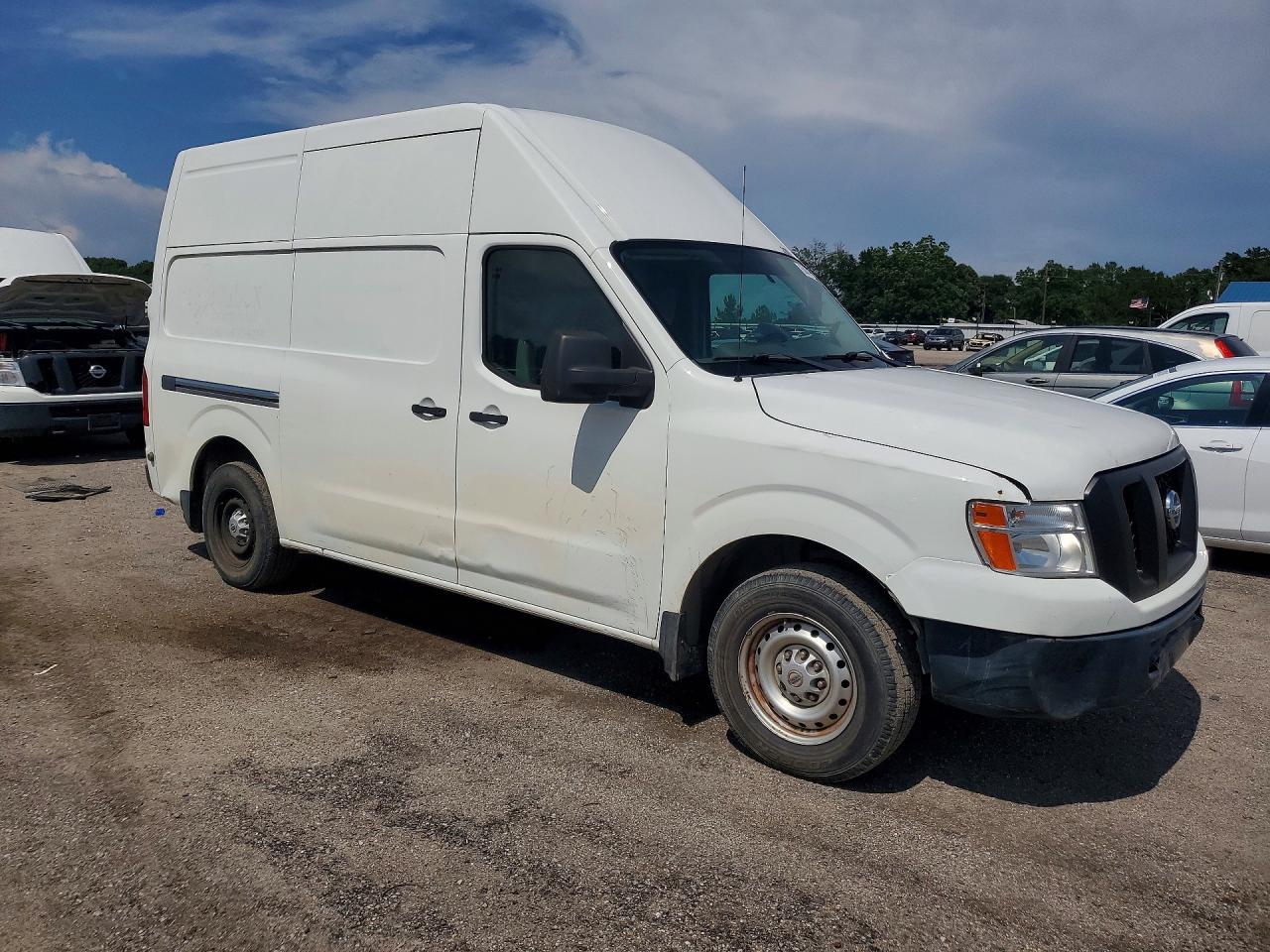 2018 NISSAN NV
