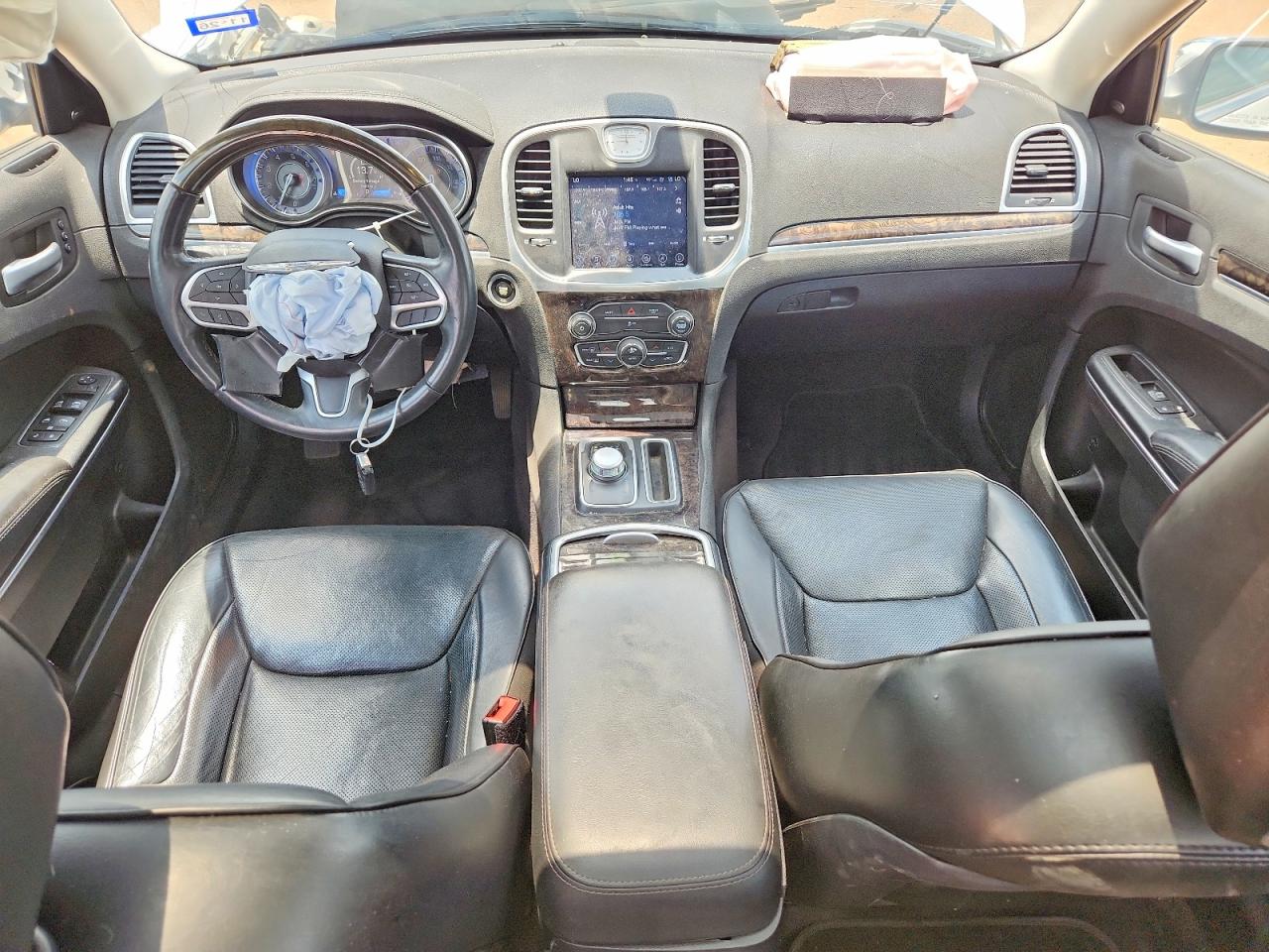 2017 CHRYSLER 300