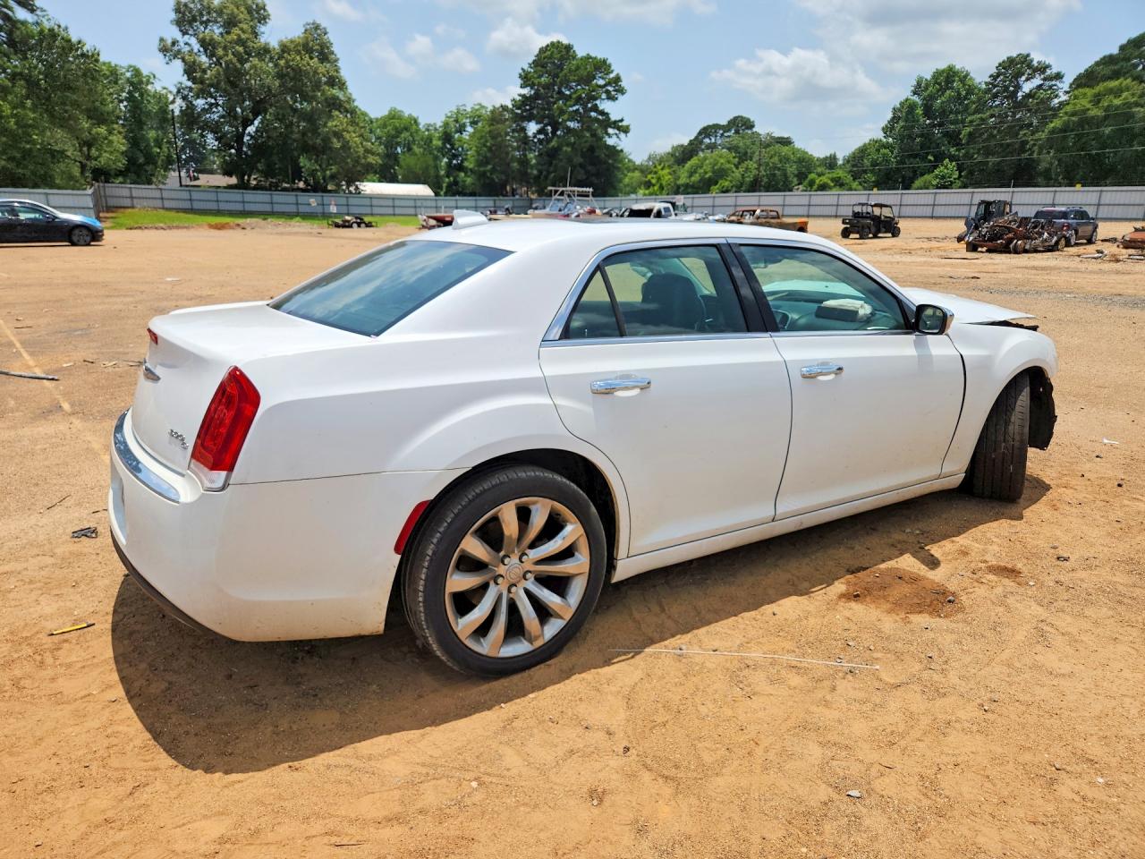 2017 CHRYSLER 300