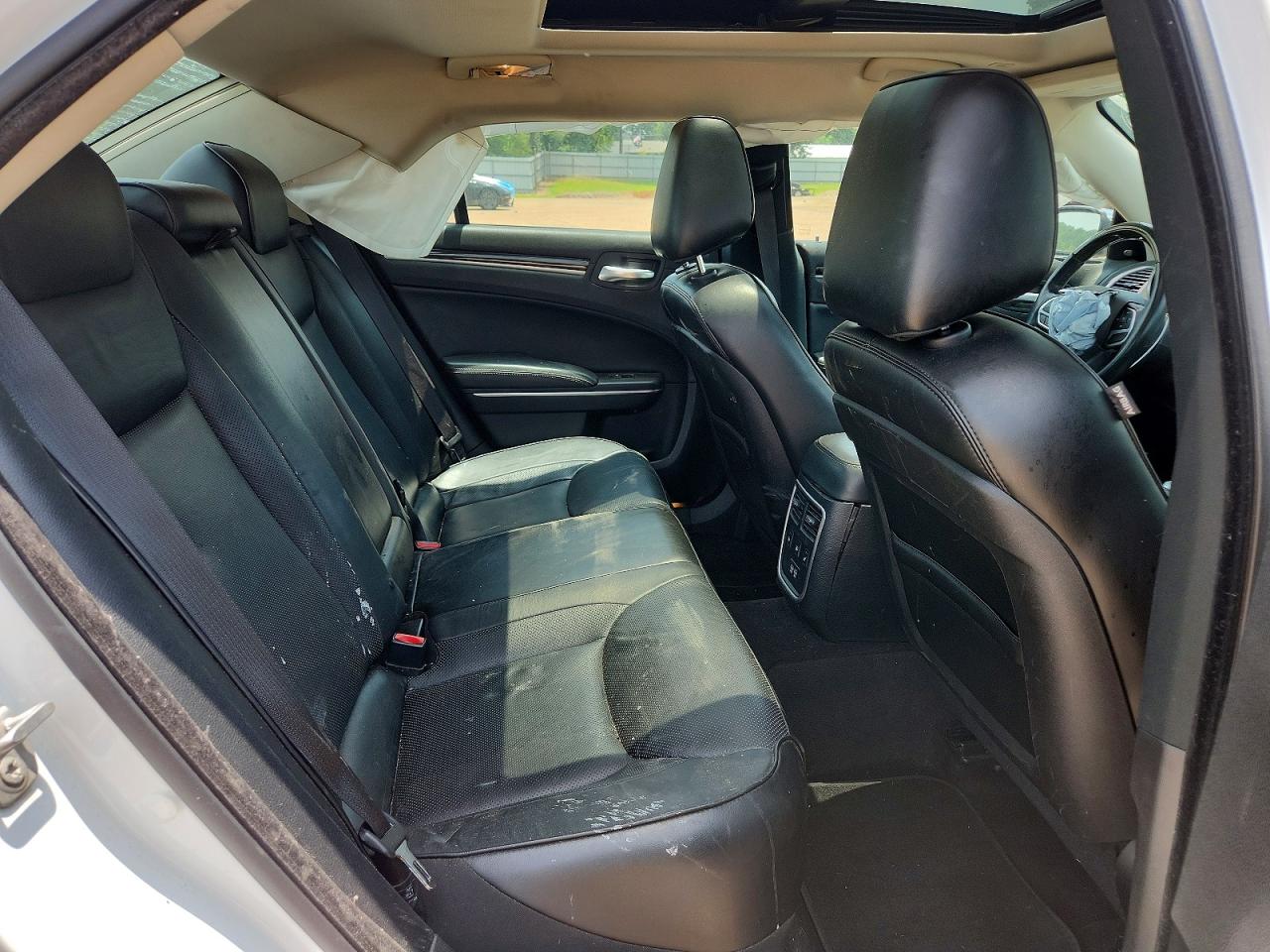2017 CHRYSLER 300