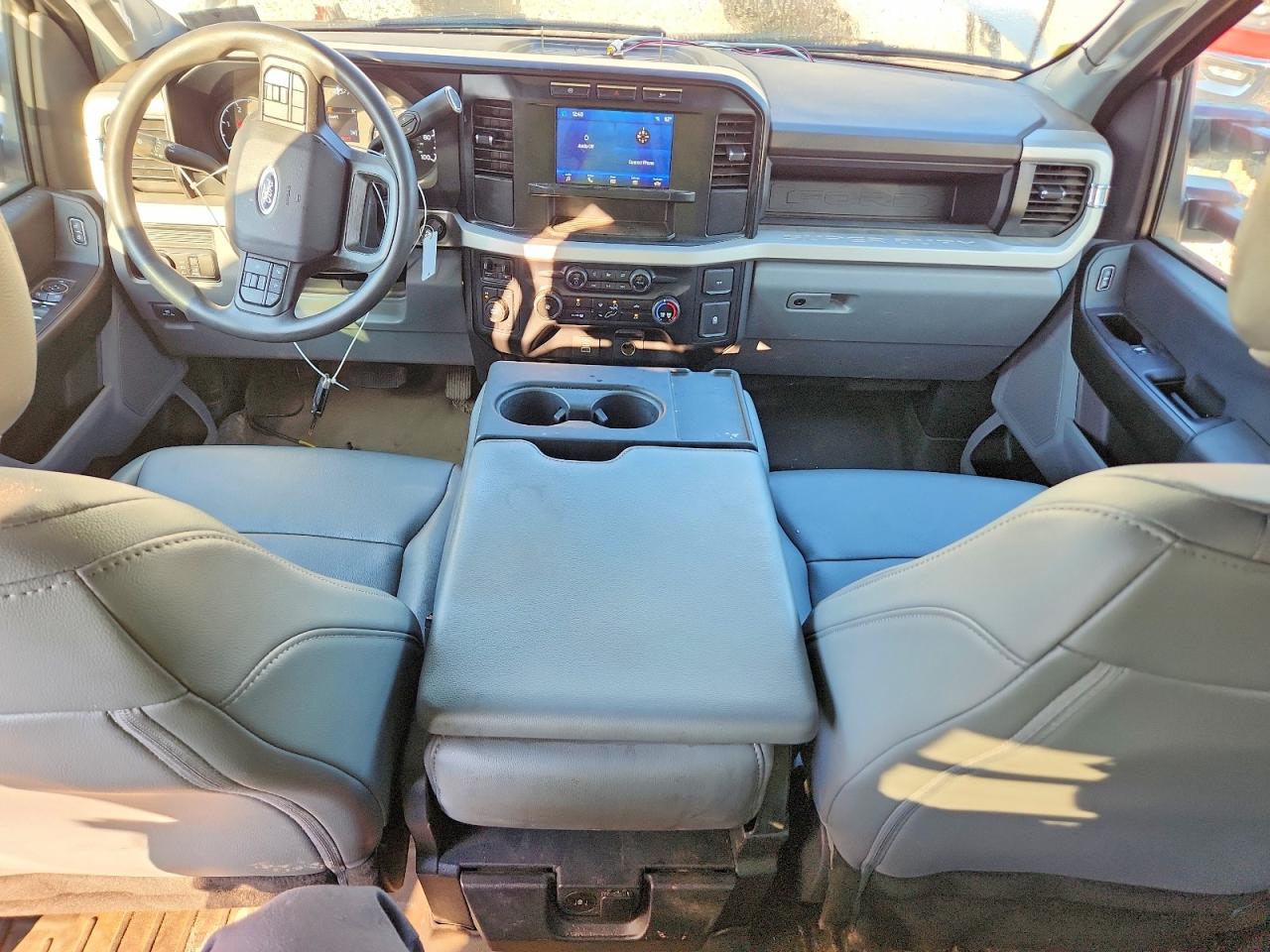 2024 FORD F550
