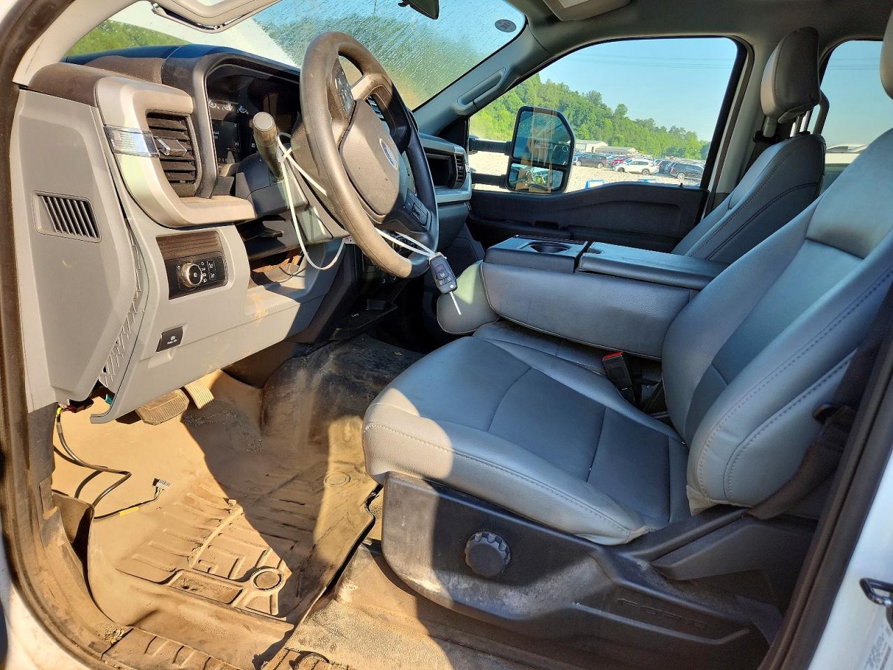 2024 FORD F550
