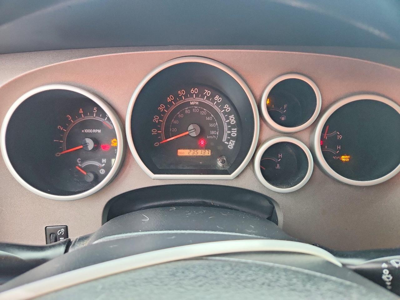 2013 TOYOTA TUNDRA