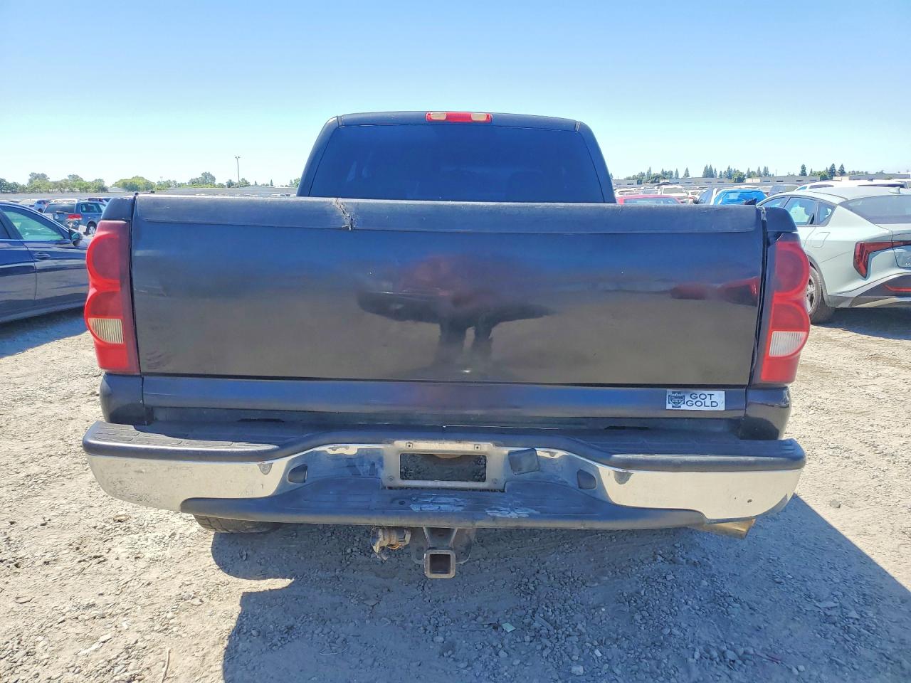 2004 GMC SIERRA