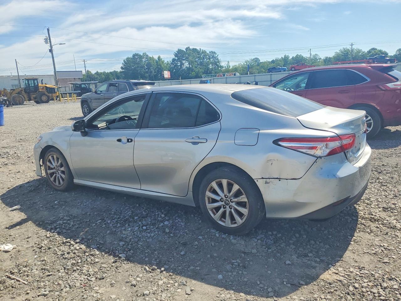 2018 TOYOTA CAMRY