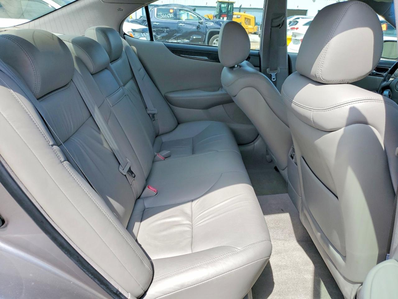 2004 LEXUS ES330