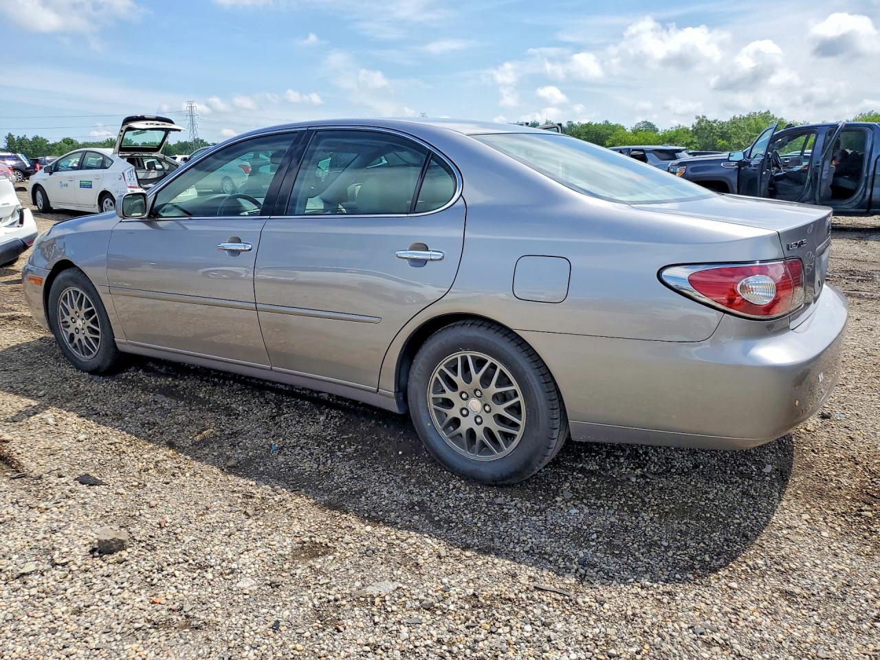 2004 LEXUS ES330