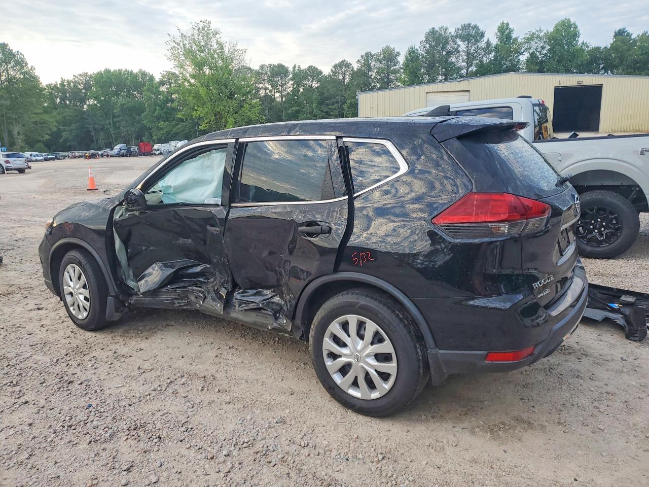 2020 NISSAN ROGUE