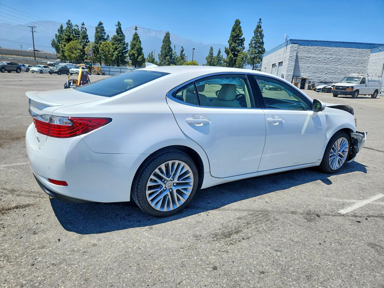 2015 LEXUS ES350