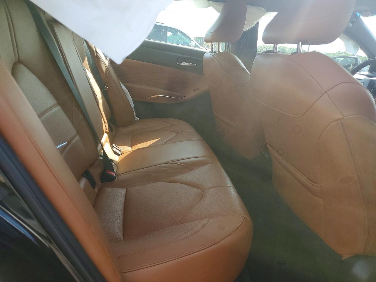 2019 TOYOTA AVALON