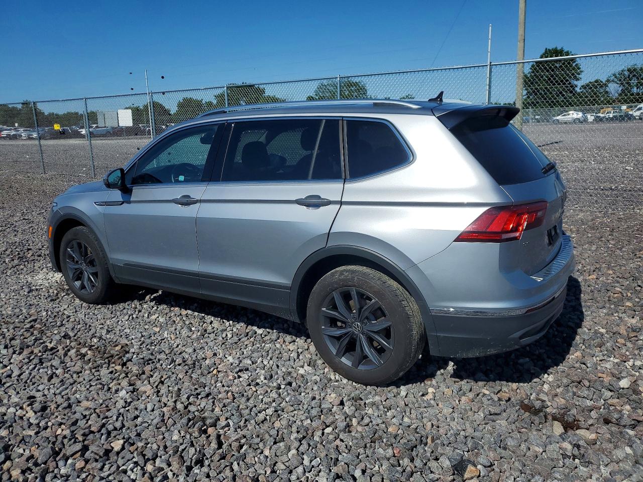 2023 VOLKSWAGEN TIGUAN