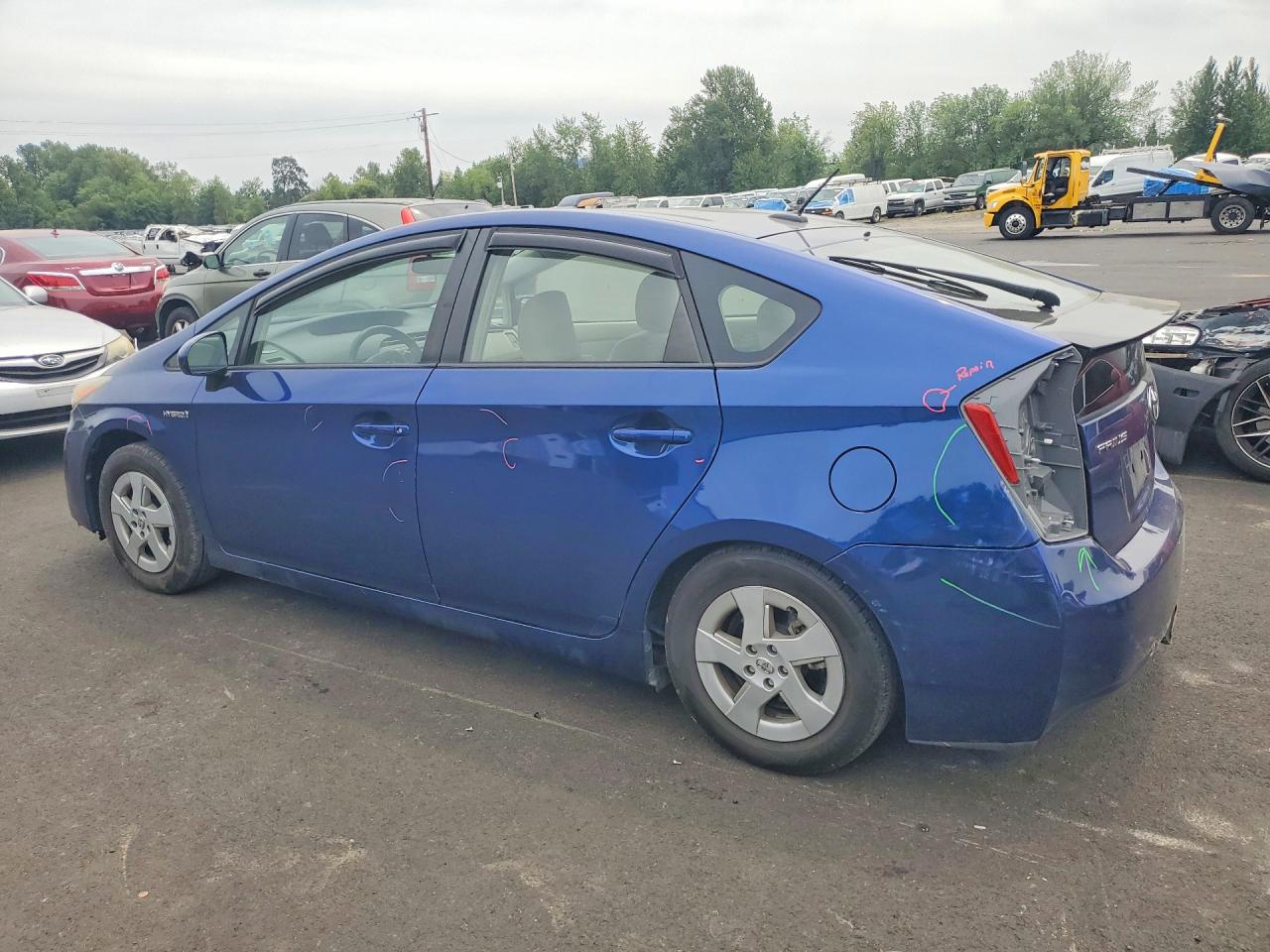 2011 TOYOTA PRIUS