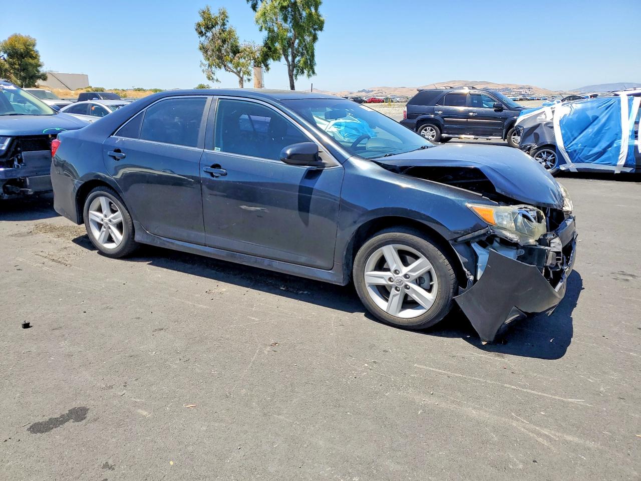 2012 TOYOTA CAMRY