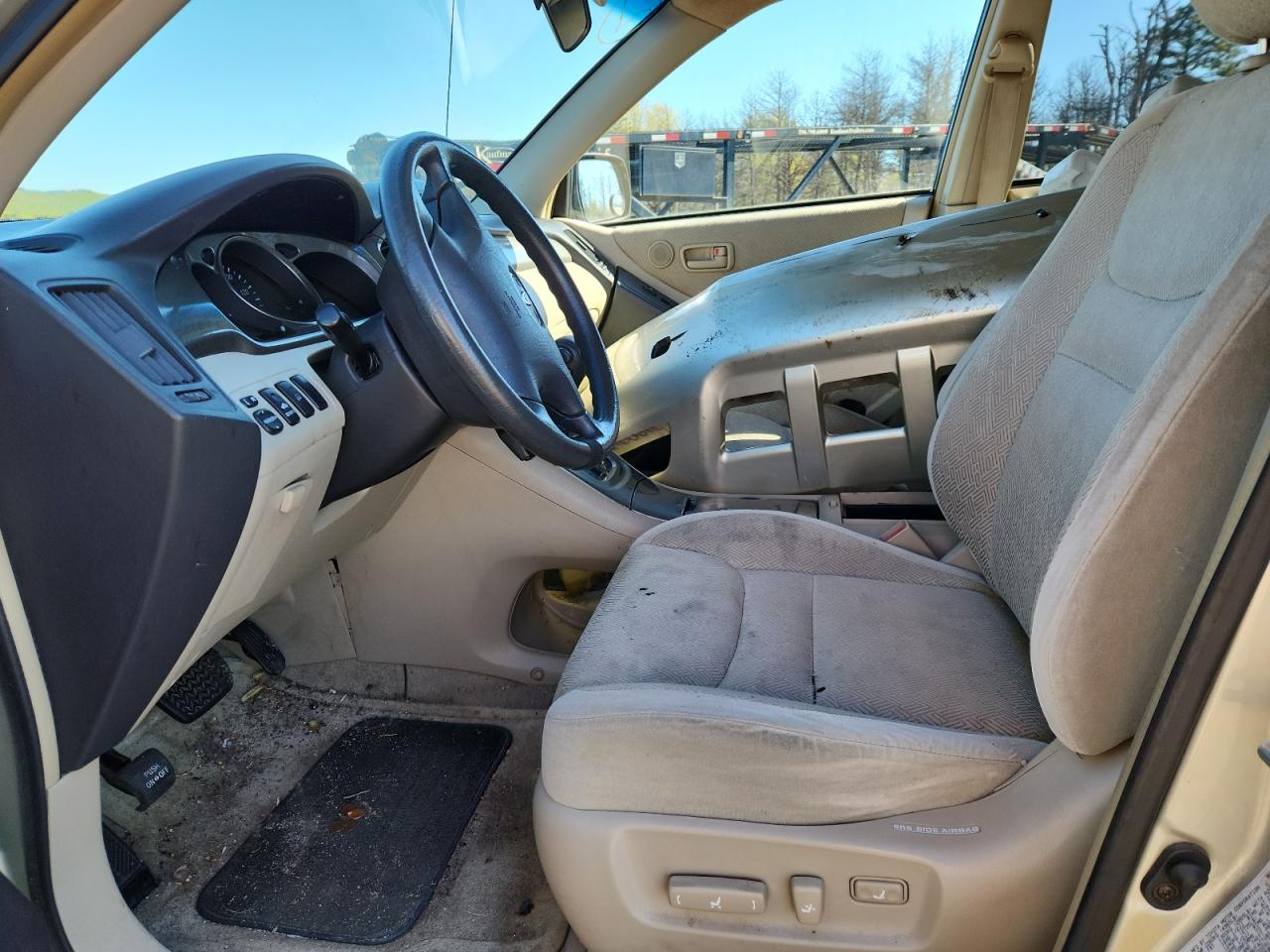 2002 TOYOTA HIGHLANDER