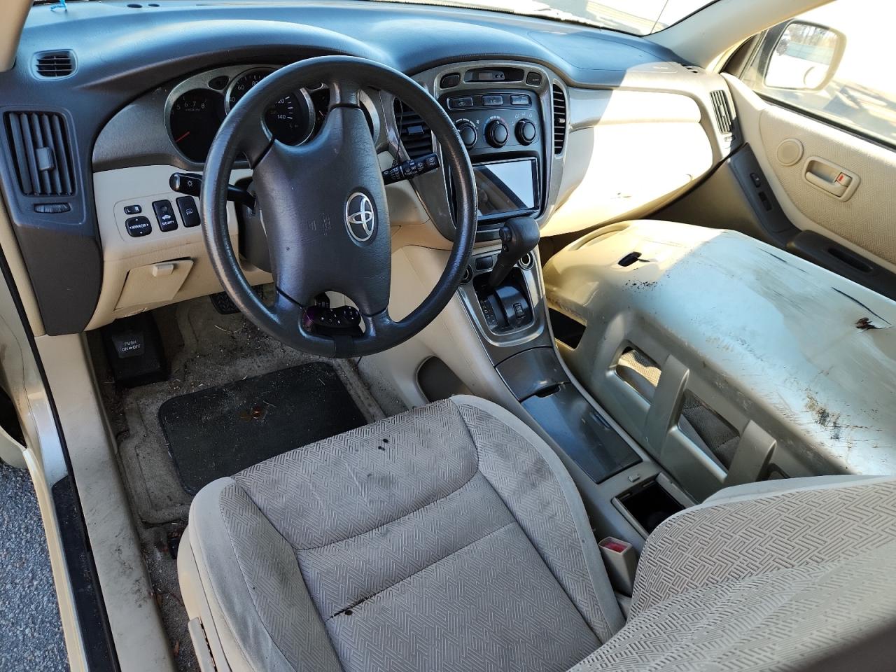 2002 TOYOTA HIGHLANDER