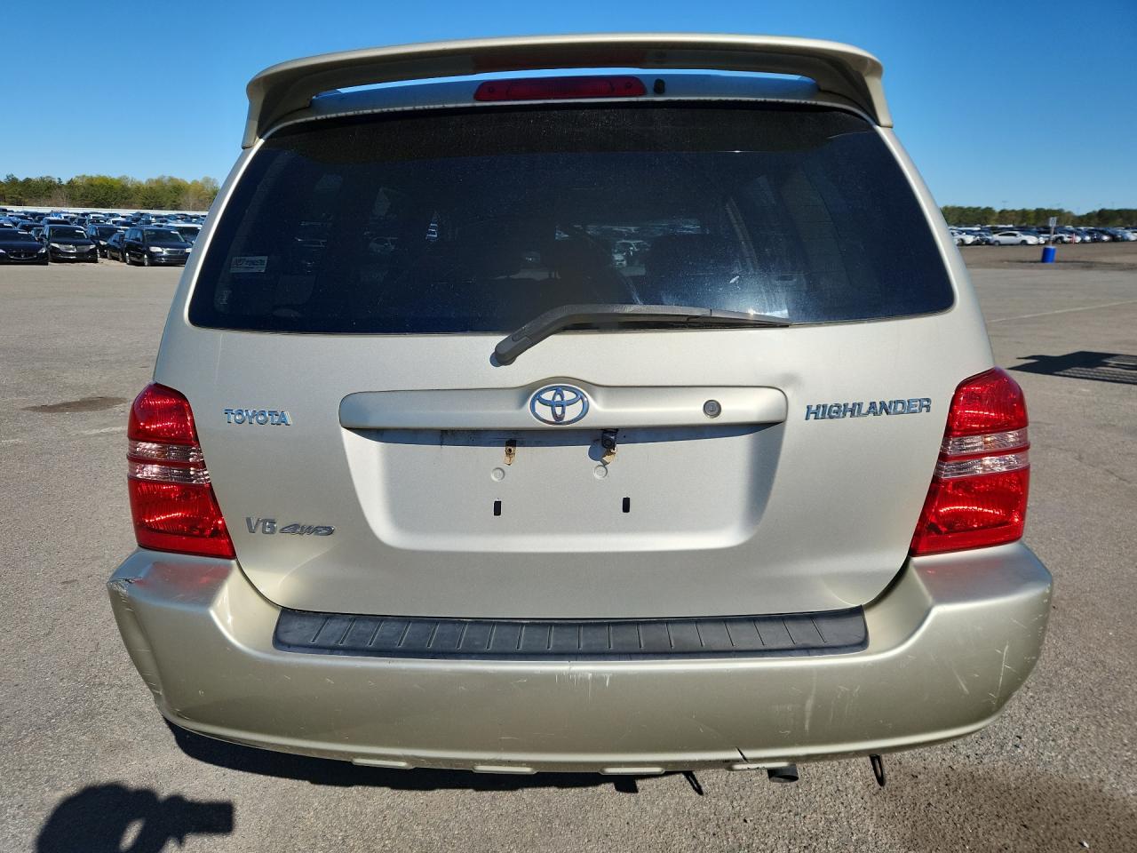 2002 TOYOTA HIGHLANDER