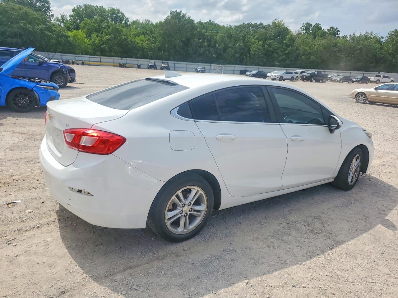 2016 CHEVROLET CRUZE
