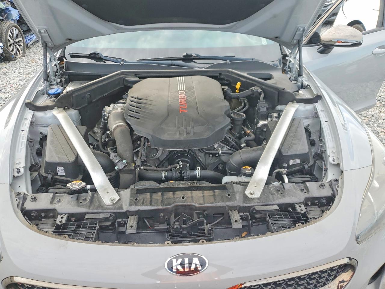 2021 KIA STINGER