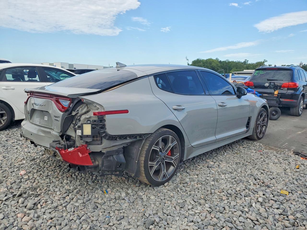 2021 KIA STINGER