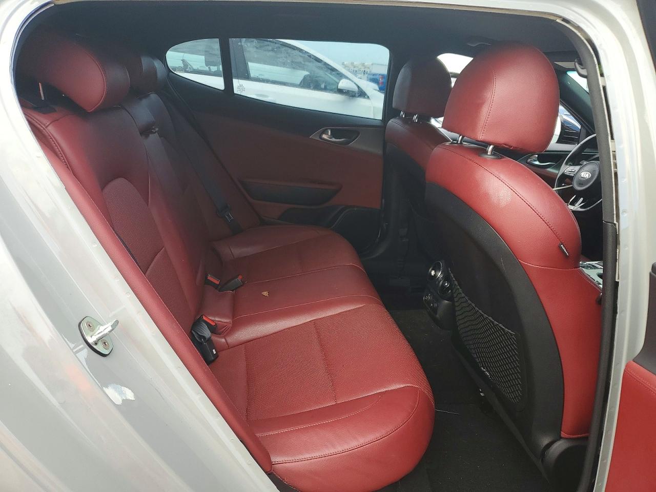 2021 KIA STINGER