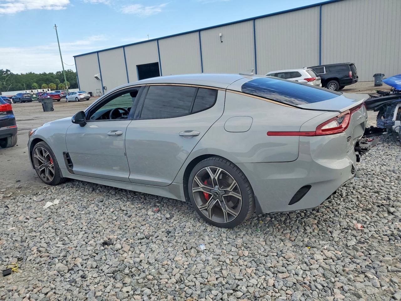 2021 KIA STINGER