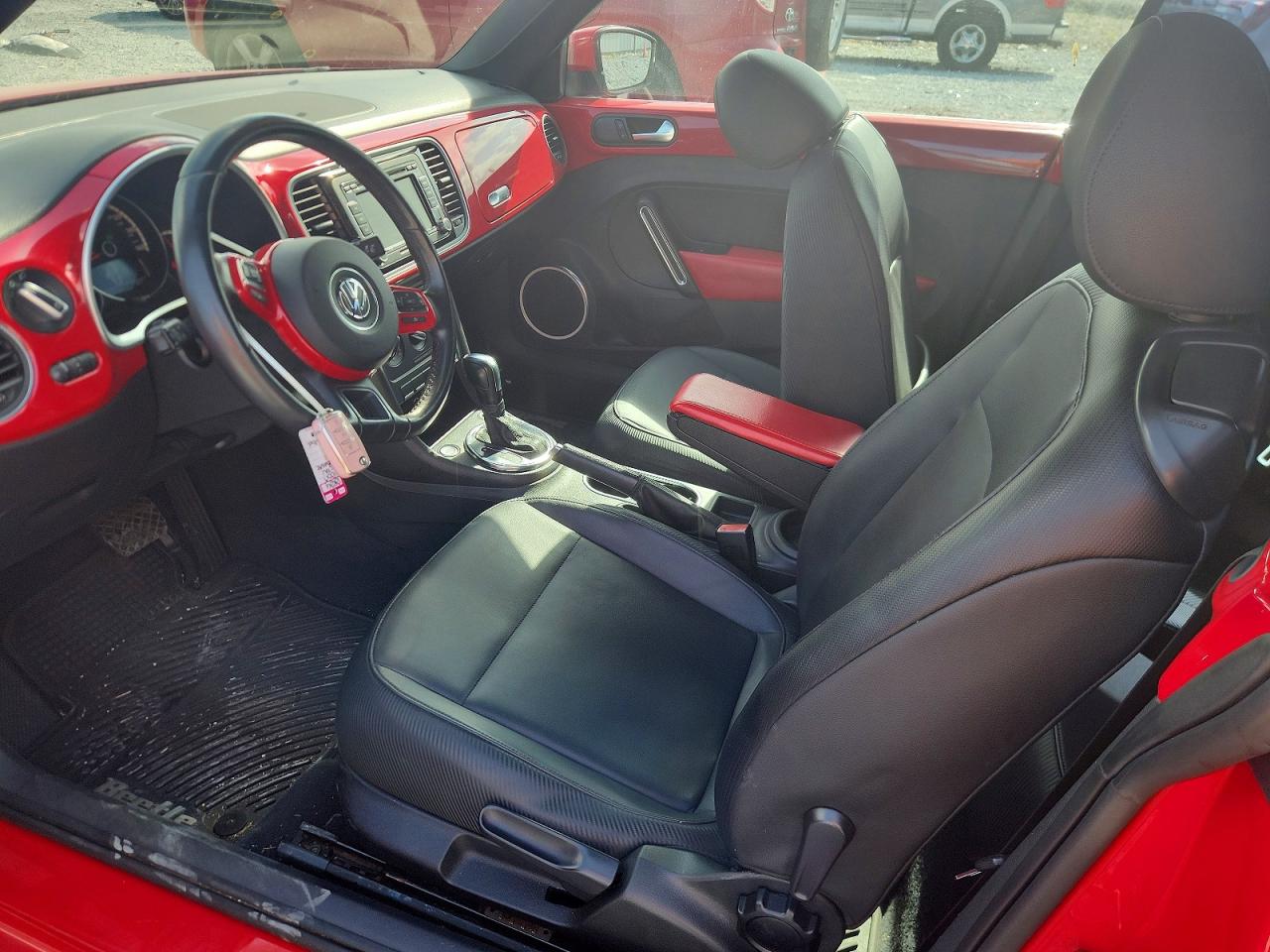2013 VOLKSWAGEN BEETLE