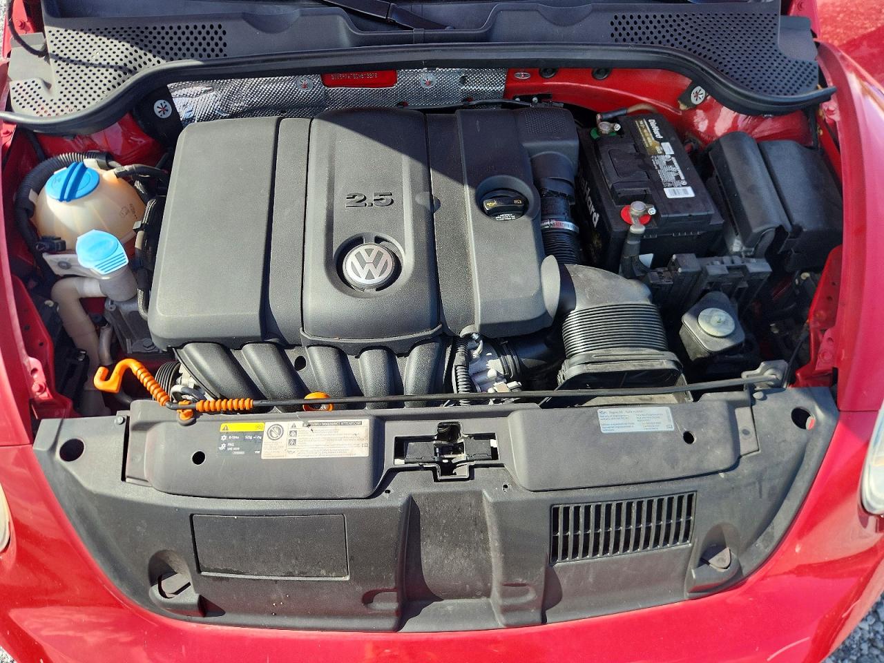 2013 VOLKSWAGEN BEETLE