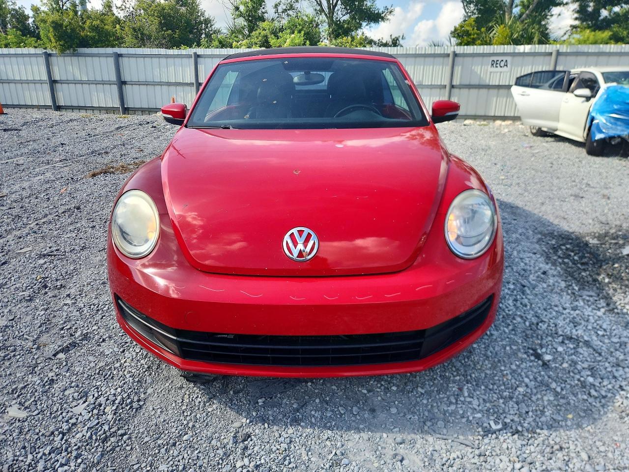 2013 VOLKSWAGEN BEETLE
