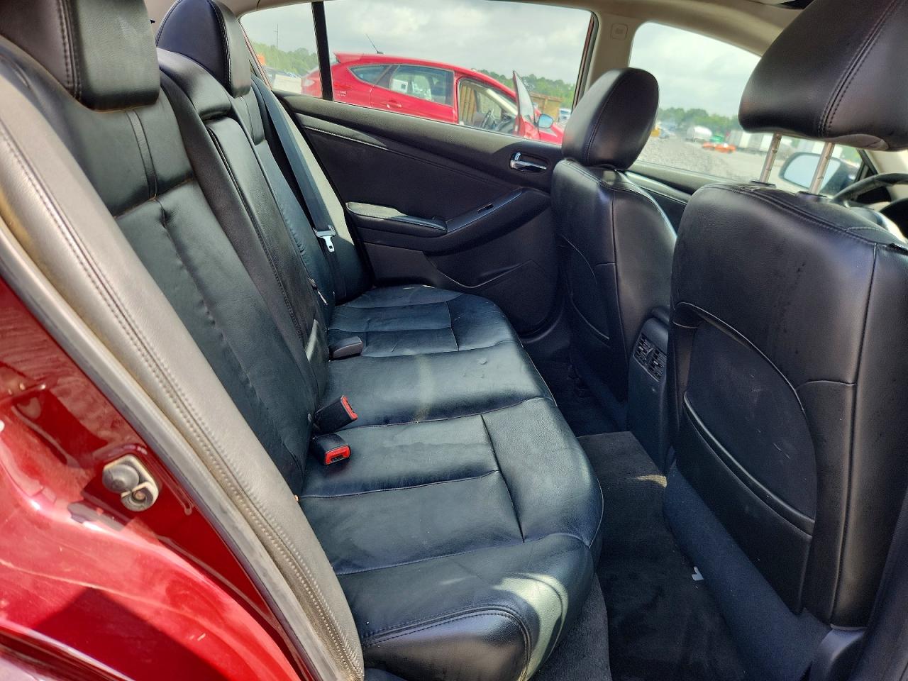 2011 NISSAN ALTIMA