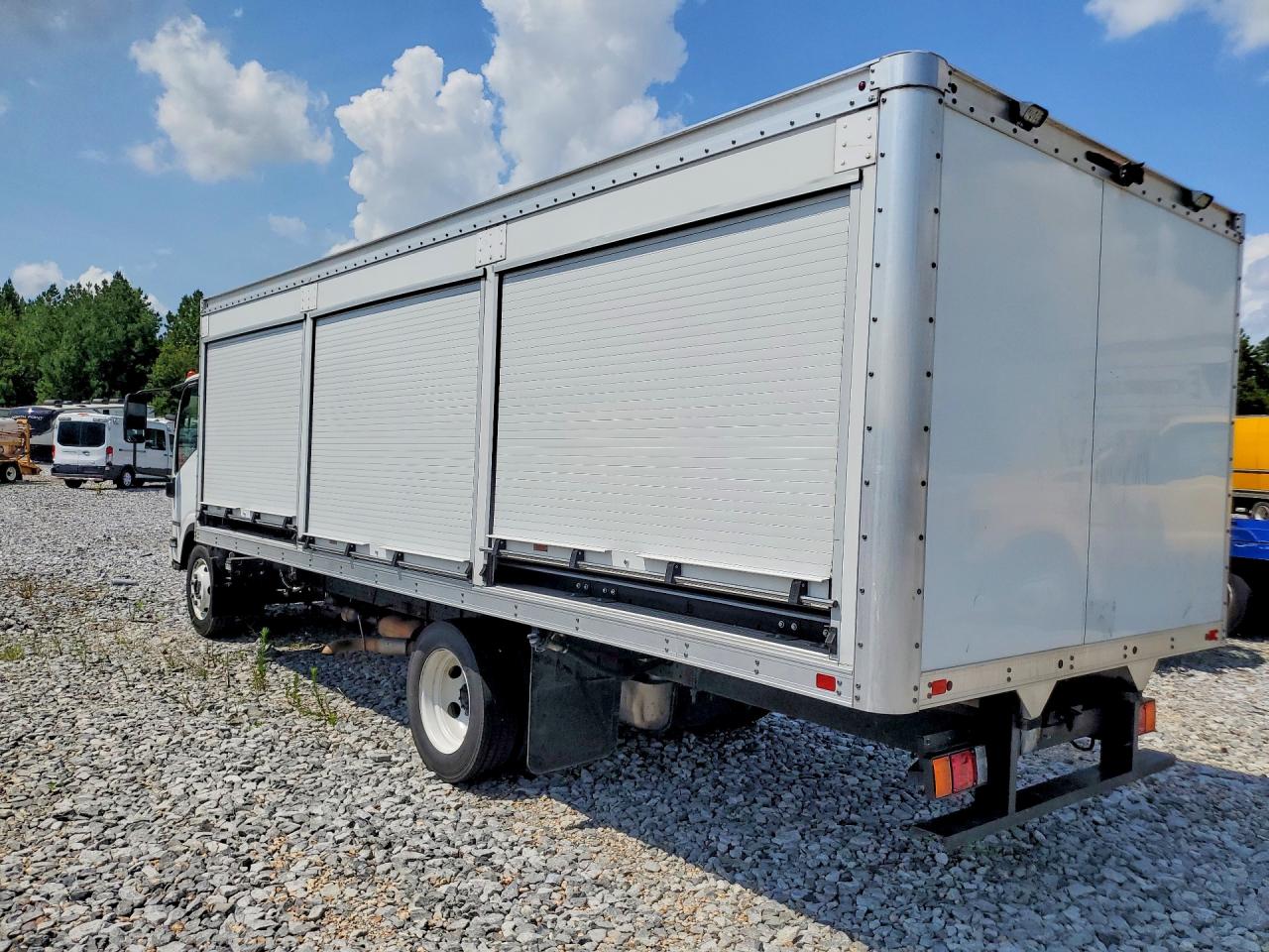 2022 ISUZU NPR