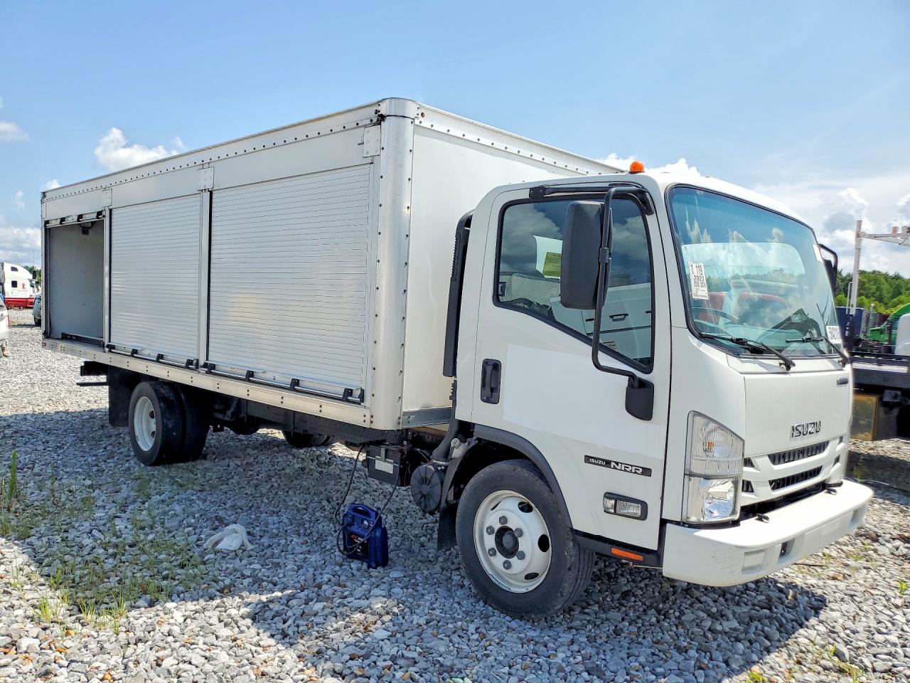 2022 ISUZU NPR