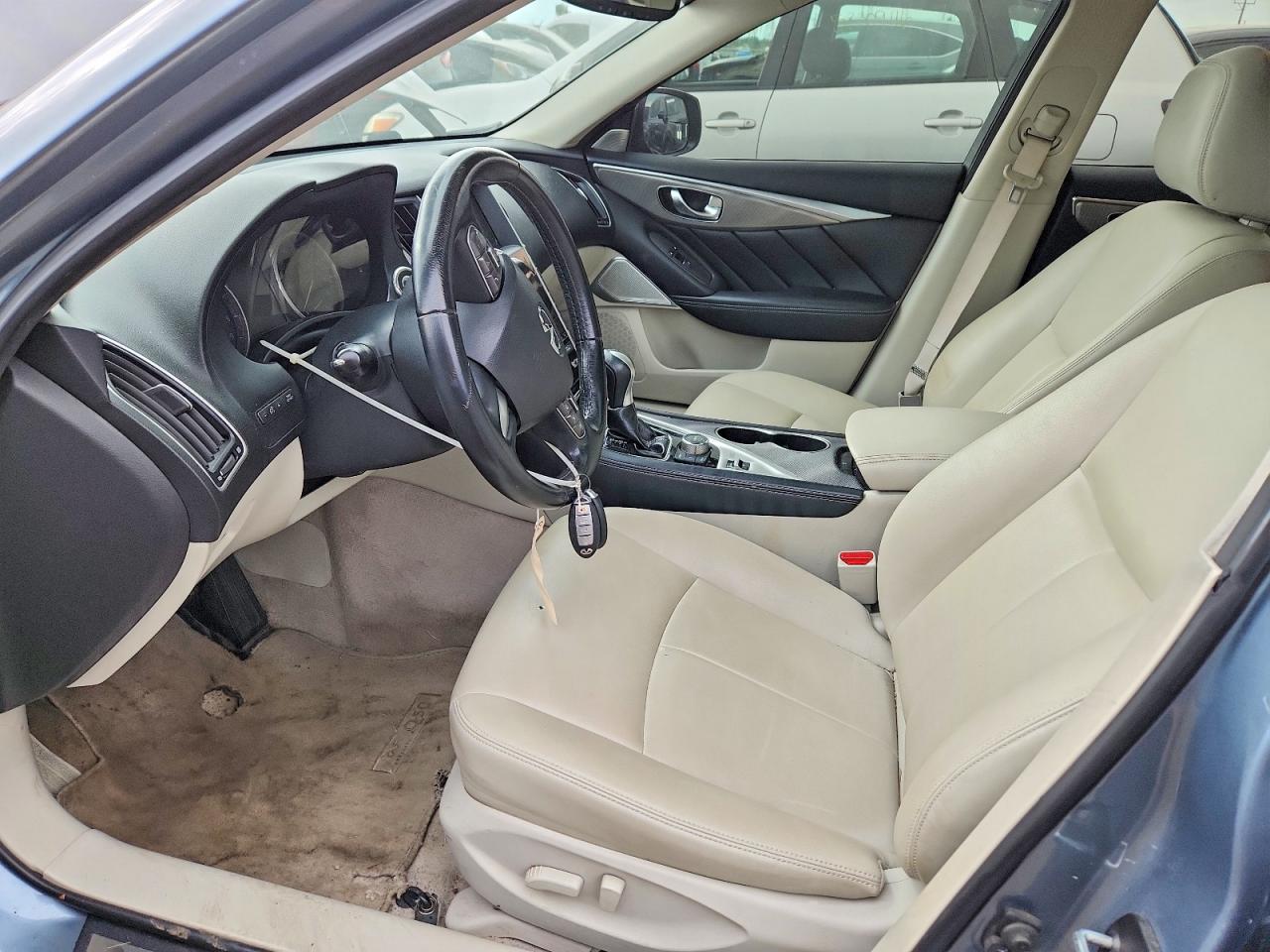 2017 INFINITI Q50