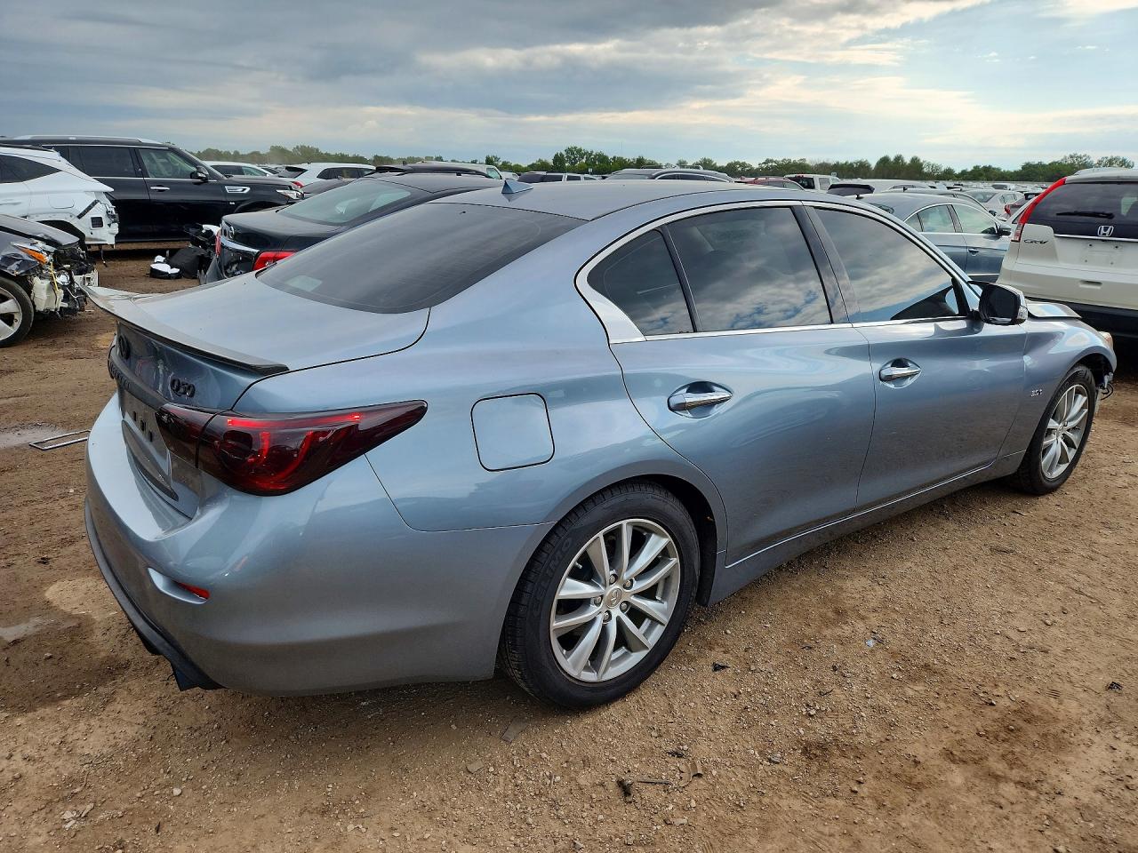 2017 INFINITI Q50