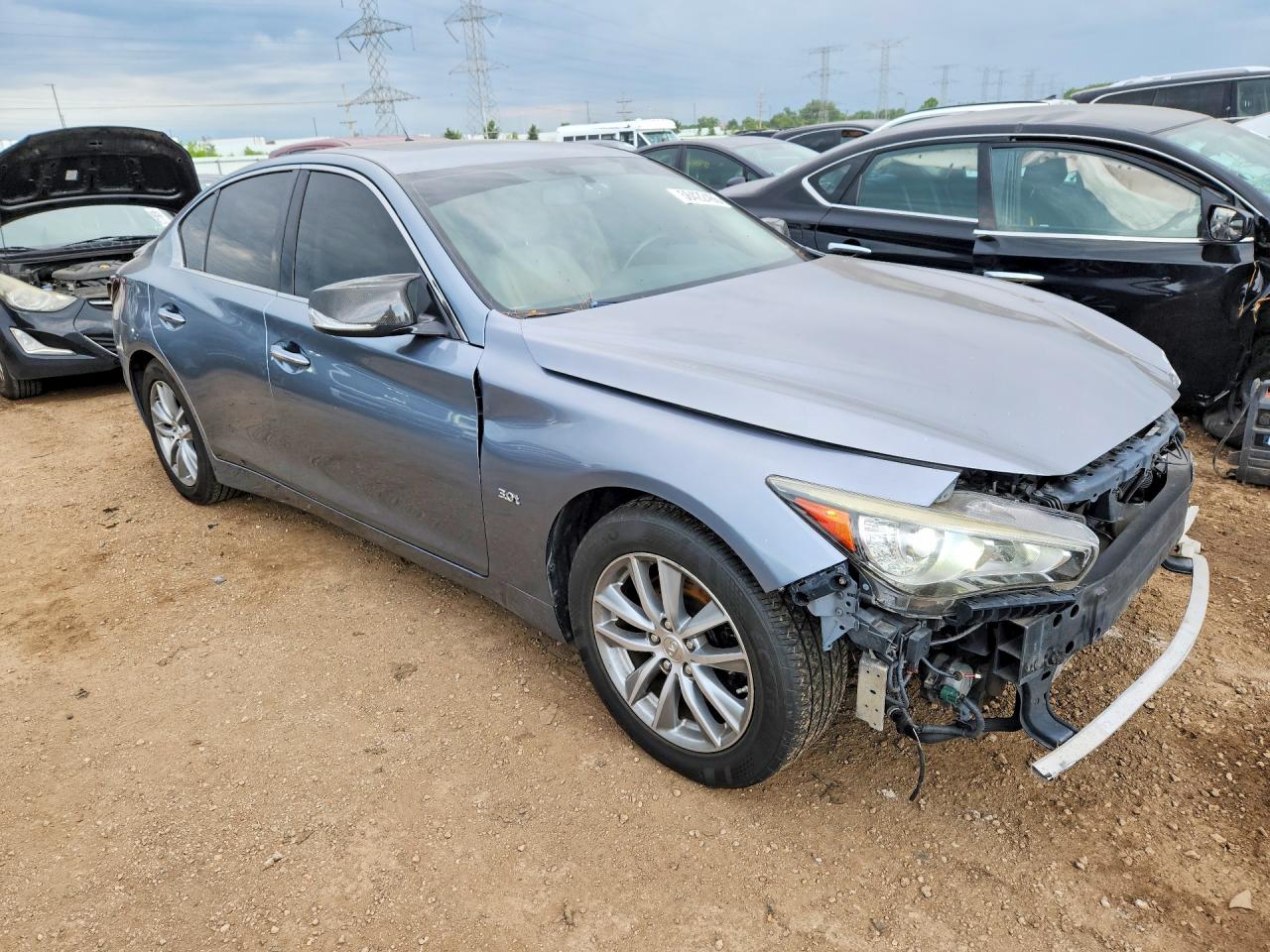 2017 INFINITI Q50
