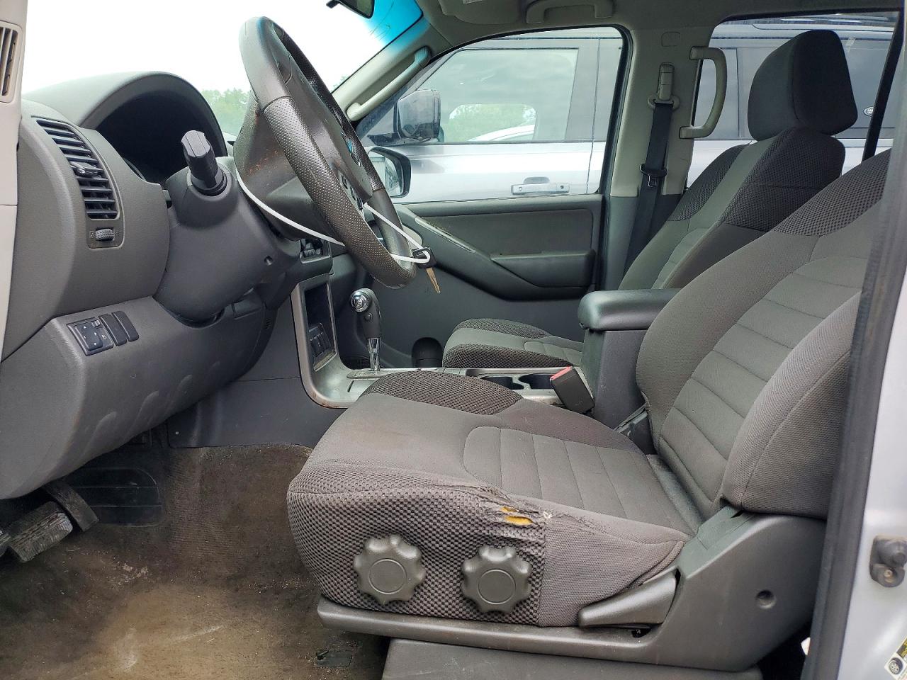 2011 NISSAN PATHFINDER